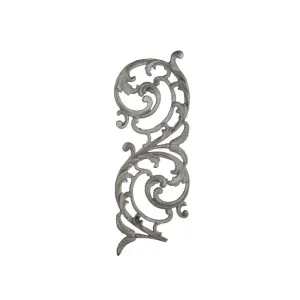 Cast Iron Floral Design 8.82